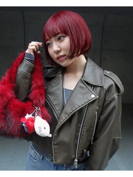 レコ 渋谷(LECO) ブリーチカラーレッドボルドーミニボブ