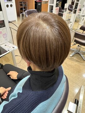 レッド(ReD) 白髪ぼかし/縮毛矯正/髪質改善/白髪染め/白髪/カラー/金沢/ReD