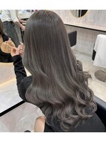 ラピス 名古屋駅前店(Lapis) オリーブカラー/グレージュ