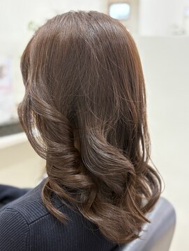 バンビ 坪井店(Bambi) ミディアムレイヤー　30代/40代/50代/60代/ウォームベージュ