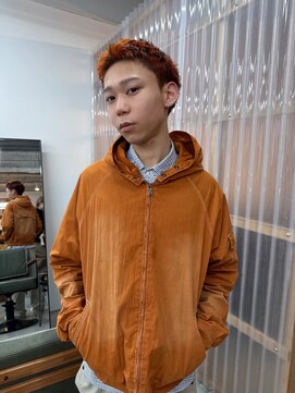 PARKiiiNG 心斎橋　ブリーチ/ダブルカラー/パーマ/メンズ【パーキング】 刈り上げセンターパート