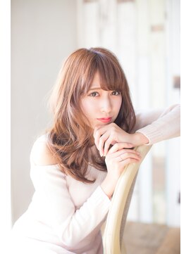 ビバーチェ(Vivace) フェミニンパーマスタイル