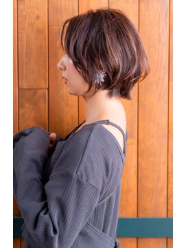 パリオ バイ コレット(Palio by collet) 大人ハンサムショート×センターパート♪【Palio by collet】
