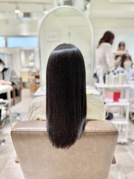 フォルテ 横浜店(FORTE) モテ髪ヘアカタログ、外ハネボブ、ペールベージュ、髪質改善