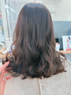 ロウバイレボ 柏(lou by revo) ショートボブ/ミニボブ/マッシュ/切りっぱなし/柏駅