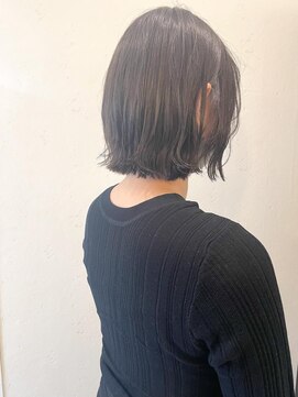 セルカ 新宿(CERCA) 切りっぱなしボブ［CERCA新宿/新宿西口］