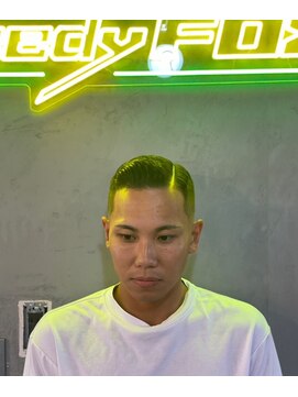 グリーディーフォックス 代々木(Greedy FOX) アップバング/ツーブロックマッシュ/束感/波巻き[シェービング]