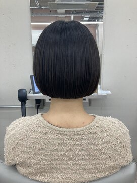 アルテペロ(arte pelo) 丸みのあるミニボブ
