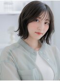 外ハネアッシュグレージュ小顔クセ毛風ボブh3上尾20代30代40代