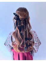 タクミ(Takumi)&nbsp;袴のリボンシニヨンカチモリハーフ