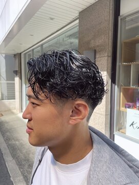 メンズサロン キング 梅田店(Men’s salon K!ng) 波巻きツイストスパイラルパーマ/フェザーパーマ/眉毛/メンズ