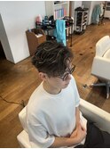 無造作ウェーブ×ツーブロック