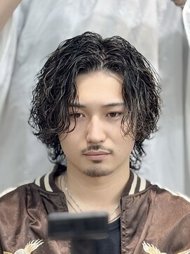 アイトーキョーリタ 渋谷(AI TOKYO Rita) グランジサーフカールツイストスパイラルパーマルーズパーマ渋谷