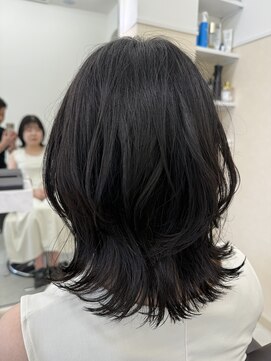 くびれミディアム