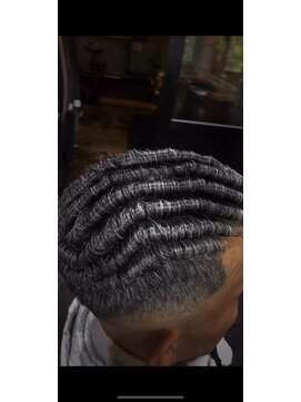 エーピーティートアウエスト(APT. TOR WEST) アイロンパーマ