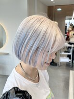ソル ジングウマエ(SOL JINGUMAE)&nbsp;切りっぱなしボブ/水色デザイン/ホワイトボブ