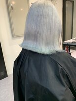 ペレ 原宿(PELE)&nbsp;ダブルカラー/ケアブリーチ/羽エクステ/原宿