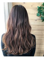 アトレ コウベ(Attrait KOBE)&nbsp;バレイヤージュ × 波ウェーブ