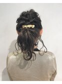 結婚式・二次会にもオススメなねじねじウェービーポニーアレンジ
