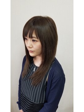 美容室イーナ(e na) セミ60本だよ。