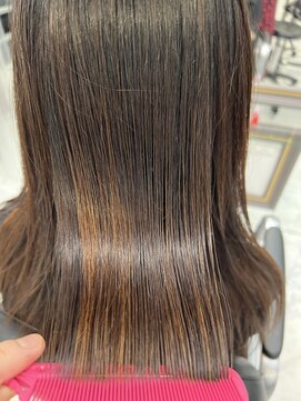 エスカーラ 表参道(THE ESCALA) @m_ayu/髪質改善縮毛矯正/艶髪/タビラマユミ