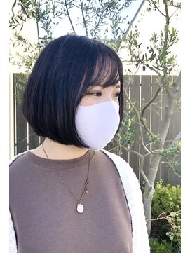 アーチ(ARCH) 前下がりボブ/ブルーブラック【ARCH Emi】