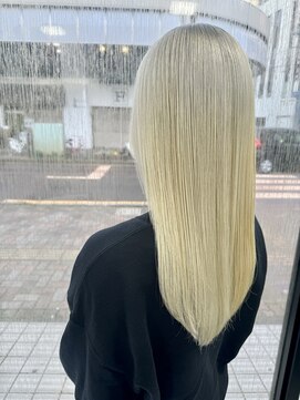 エクラヘア(ECLAT HAIR) ホワイトブロンド