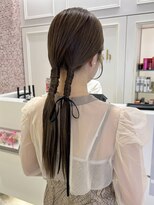 アピッシュ ギンザ(apish ginza)&nbsp;ツインアレンジ/お呼ばれヘア/結婚式アレンジ/タイトアレンジ