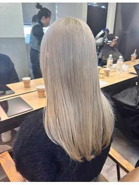 オジョマノ(OjOmano) 〈h33〉ブリーチカラーホワイトベージュハイトーン20代30