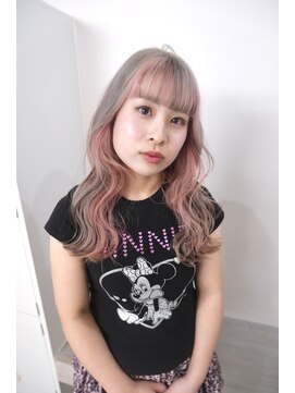 フルールデリズ(fleur de lis) インナーピンクのデザインカラー