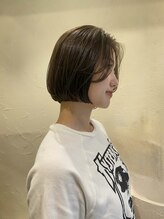 時間が経っても崩れない。伸びる過程まで計算したベースカット