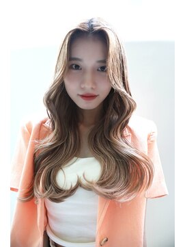 シャルムバイルーチェココ(CHARME by Lu'ce coco) イメチェン美髪ワイドバングホワイトブロンド顔まわりレイヤー