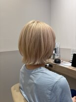 リブランド 銀座(REBRAND)&nbsp;肩上くびれボブホワイトベージュカラー