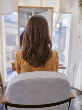 ロッティー(Rottie) ふんわりロング