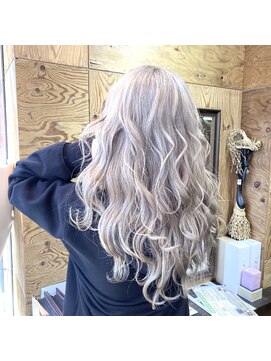 ユートピア(U topia) ホワイトベージュ