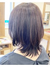 2階の美容室 ナチュラルミディアム