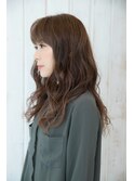大人可愛いハイライト巻き髪ロング