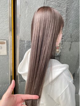 ヘアー テソロ(hair tesoro)の写真/【縮毛矯正(カット&トリートメント付)¥12990】髪に優しい薬剤使用!丁寧なアイロン技術でナチュラル美髪に★