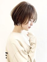 アンド ストーリーズ(&STORIES)&nbsp;前髪あり耳掛け丸みくびれショートボブ20代30代40代50代(蘭)