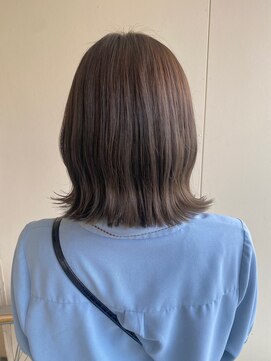 カシェ リタ ヘアー(CACHE'&RITA HAIR) グレージュ○外ハネボブ○切りっぱなし○ツヤカラー