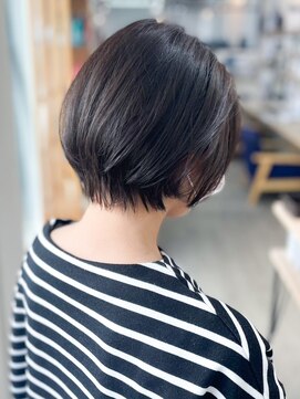 メッケ(MeKKe) ショートボブ