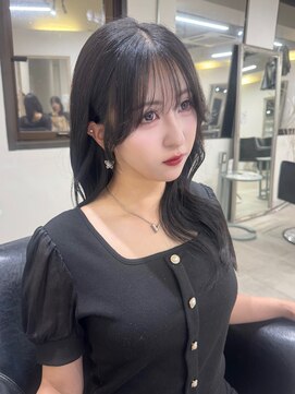 クレム 博多駅店(ChLem) ミディアムレイヤー 艶カラー 暗髪 韓国風 髪質改善 福岡美容室