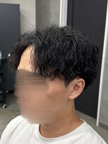 フイ 新宿3丁目(Hui)&nbsp;フェザーパーマ/グレーブルーカラー／刈り上げショートパンク