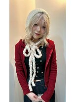 カシェル トウキョウ(Cashel Tokyo)&nbsp;ホワイトブロンド/ブリーチカラー/抜きっぱなし