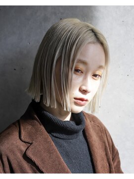 カライングドゥ(ing deux) 大人可愛い20代30代40代黒髪前下がりショートボブ丸みショート◎