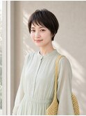 前髪オン眉ベリーショート