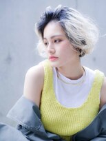 マイティ バイ エイチ(mighty by H)&nbsp;【mighty】プラチナグラデーションカラー×前下がりボブ