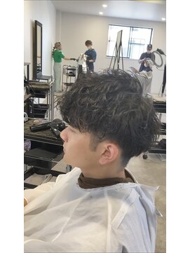 ナンバー(number+) 20代30代韓流☆ツイストパーマショートマッシュアッシュブラック