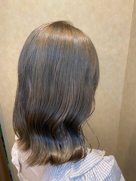 アース コアフュールボーテ 上越店(EARTH coiffure beaute) ミルクティベージュ