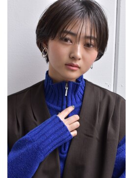 イースエモーション(ease et motion) 2021AW【ease et motion】丸みショート フェザーバング